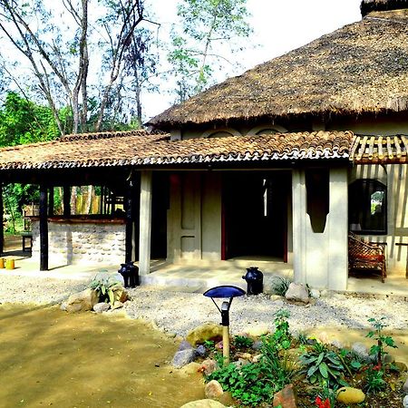 Machan Country Villa Kumarwarti Ngoại thất bức ảnh