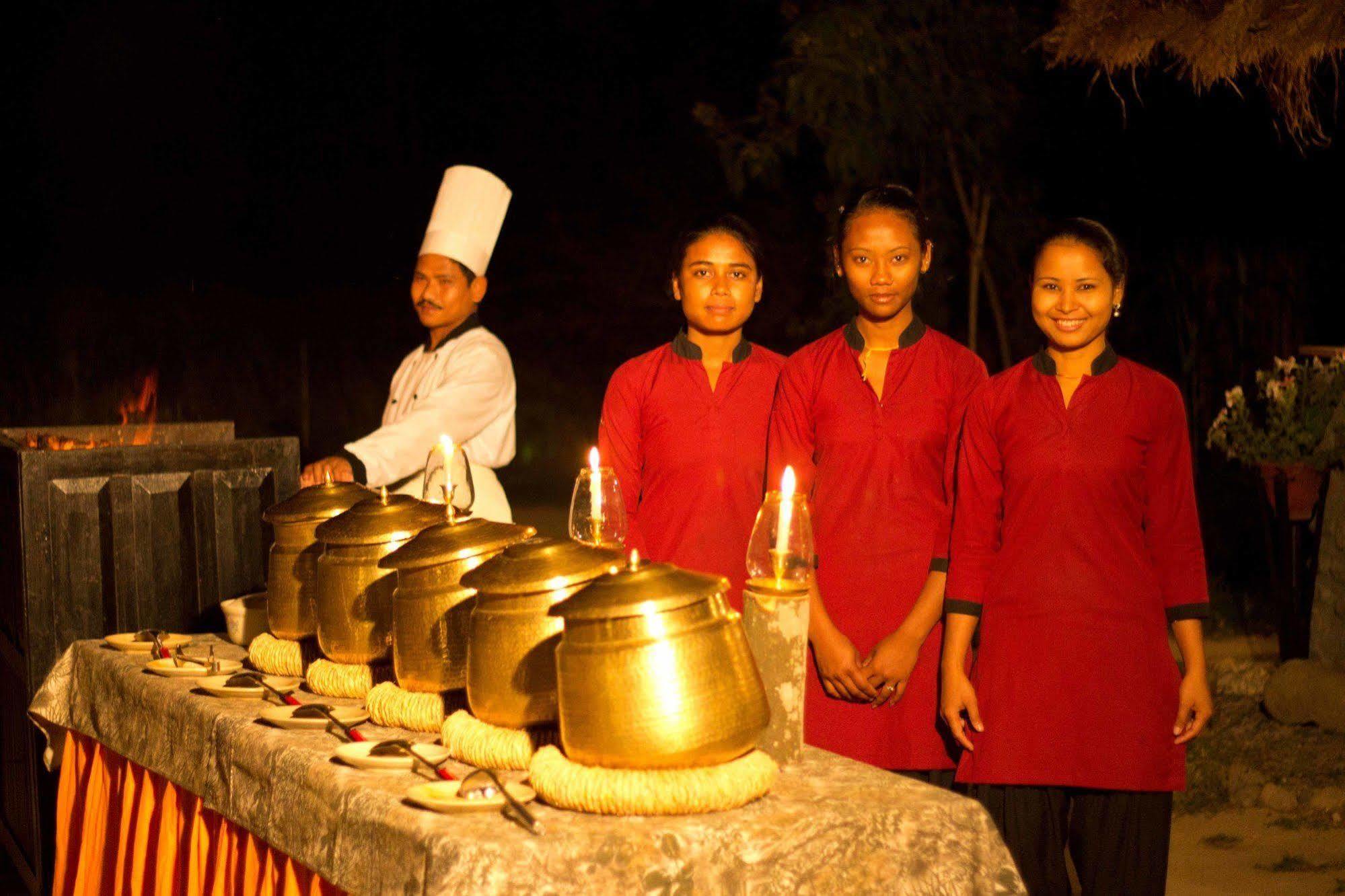 Machan Country Villa Kumarwarti Ngoại thất bức ảnh